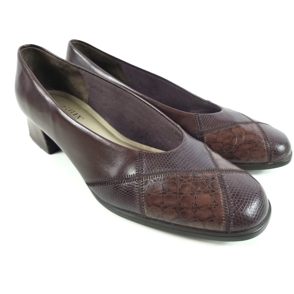 SOFTFLEX HUSH PUPPIES Womens Dark Brown shoes Flats Size 8.5 M Dress Work